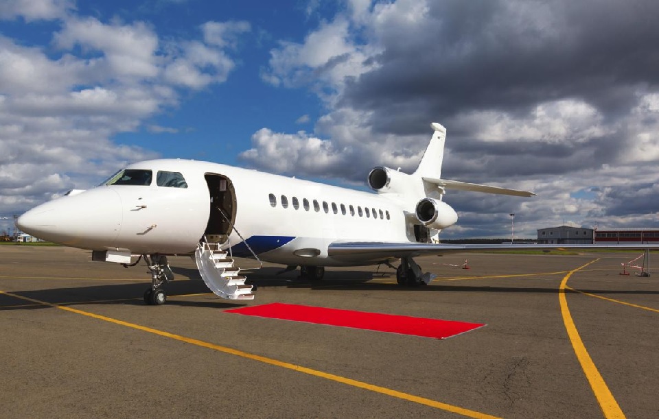 How to Choose the Right Private Jet Charter Company