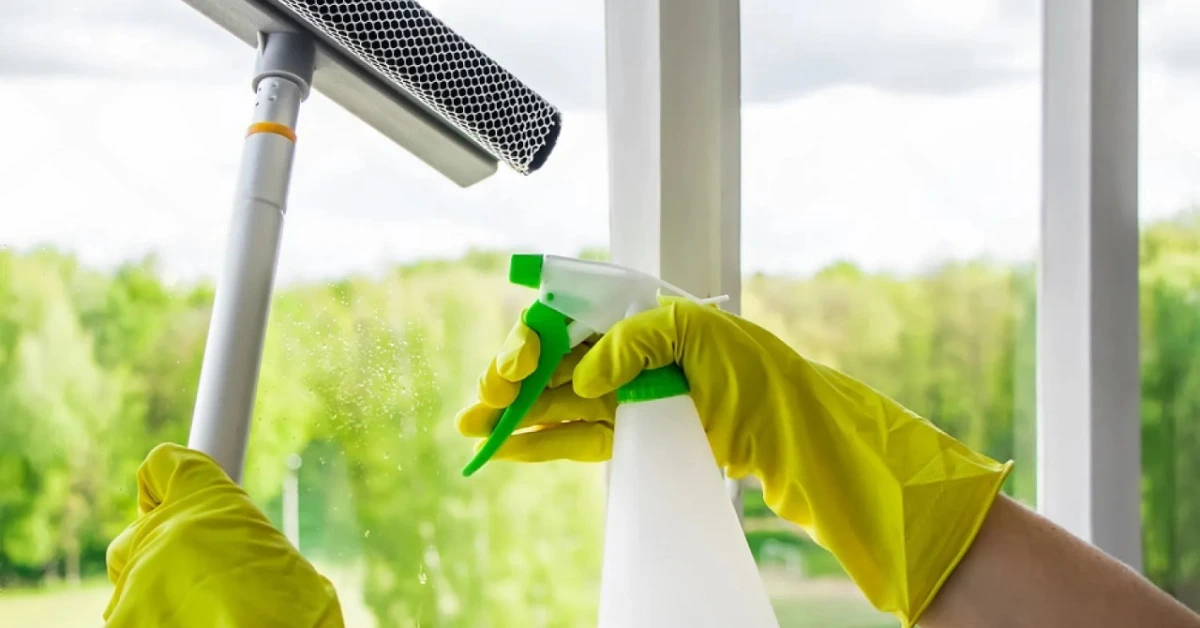 Modern Glass Cleaners: Elevating Home Hygiene Today