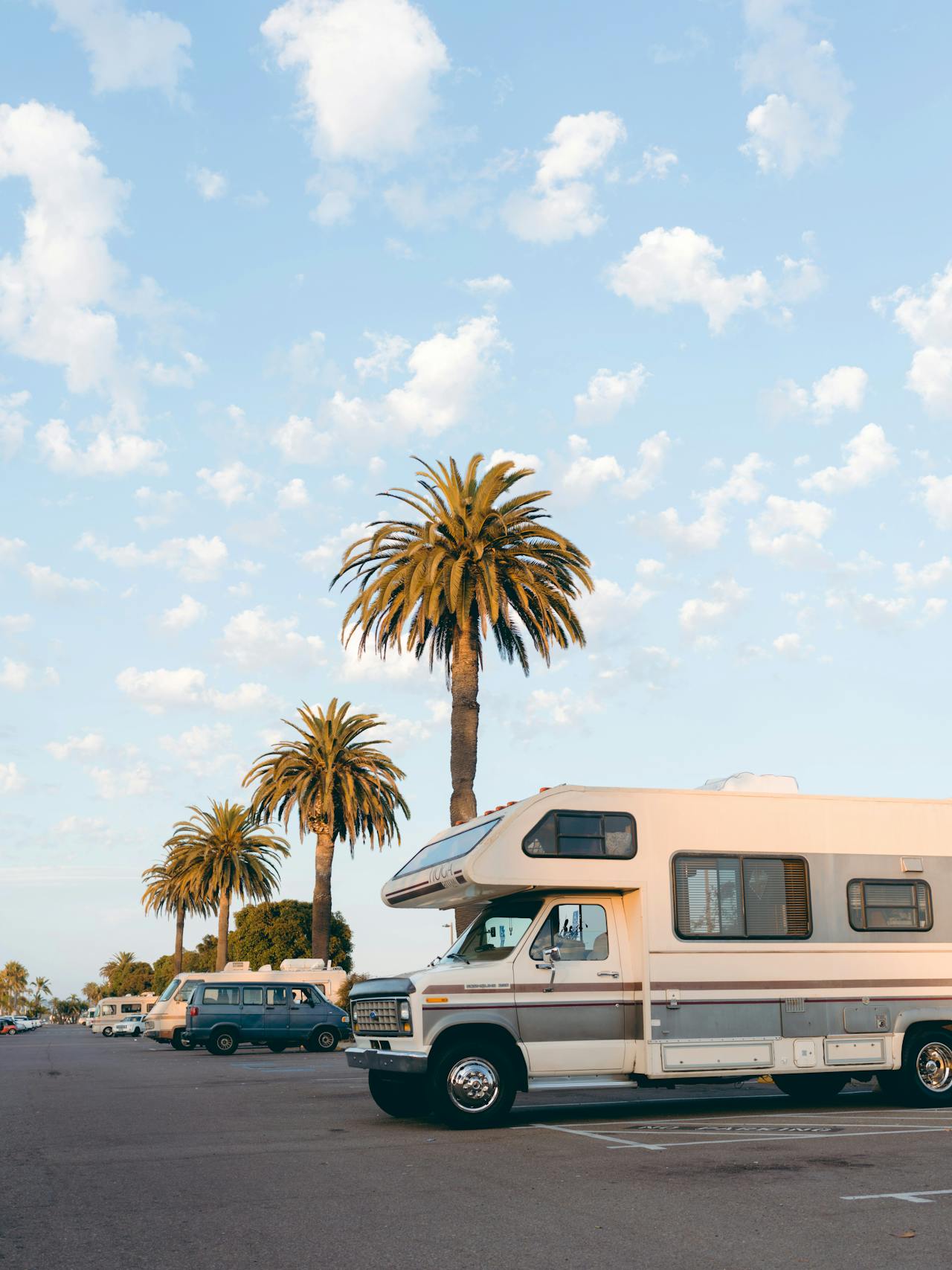 5 Benefits of Living in An RV