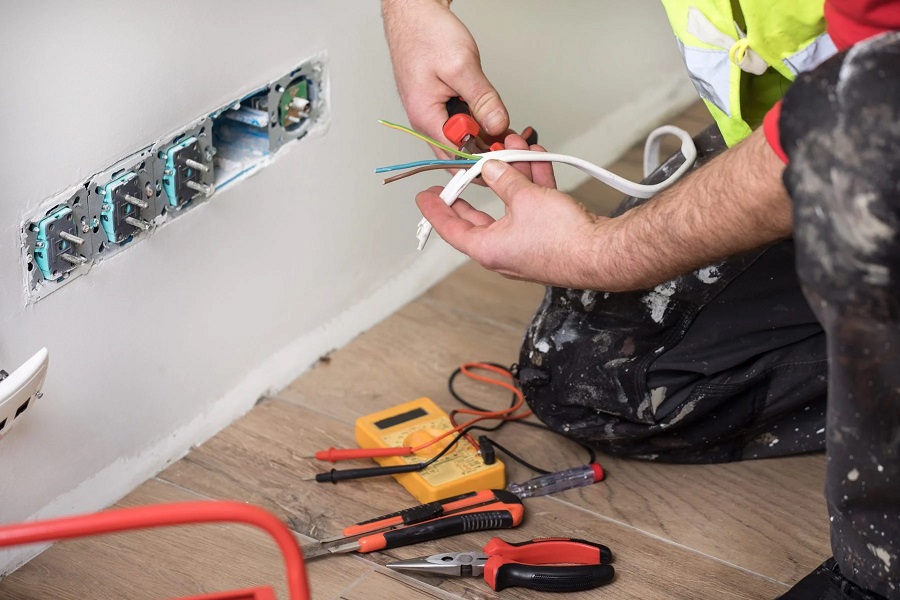 Types of Repairs a Residential Electrician Can Handle