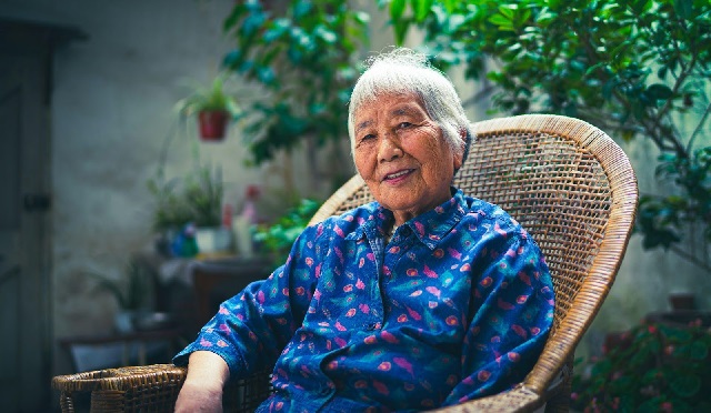 Elder Wellness: Holistic Approaches to Senior Health
