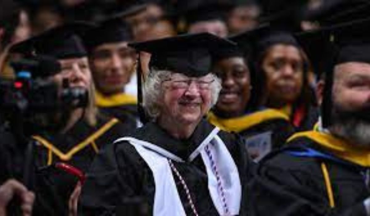 How Many Credits Are Required to Graduate? Key Tips for Finishing College Successfully