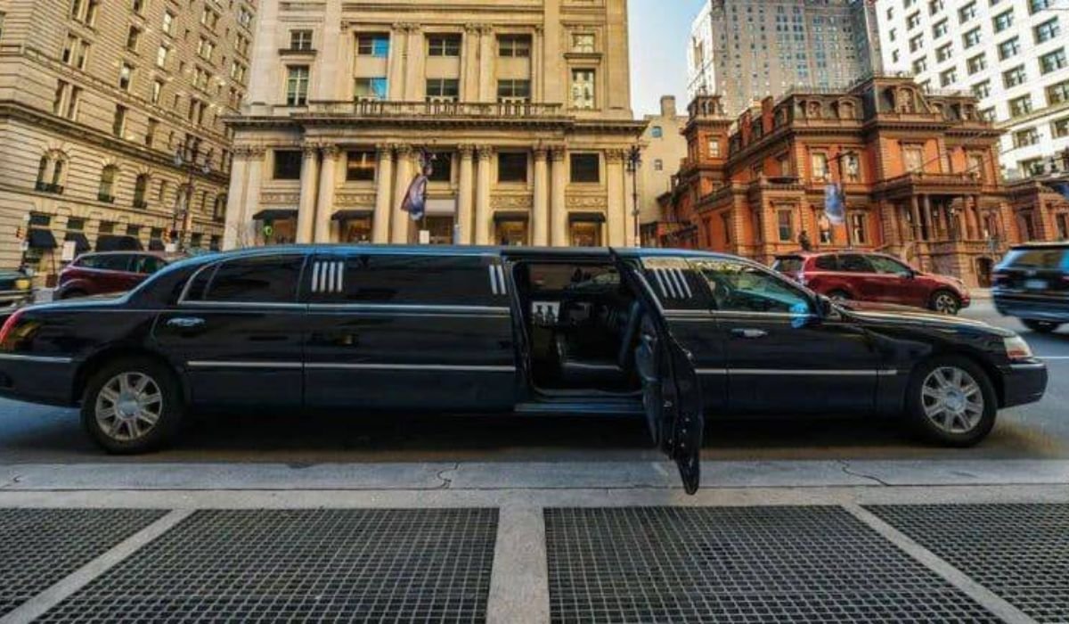 Affordable Car & Limo Services in NYC for Tourists - See the City in Style