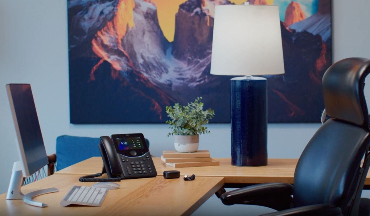 Secure Handsets with Wireless Capabilities Function Best for Any Work Space