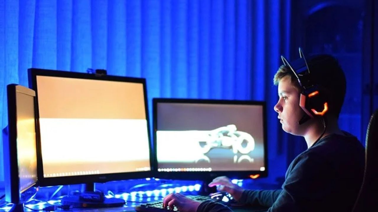 The Link Between Stress and Decision-Making: What Online Gamers Can Learn from Neuroscience