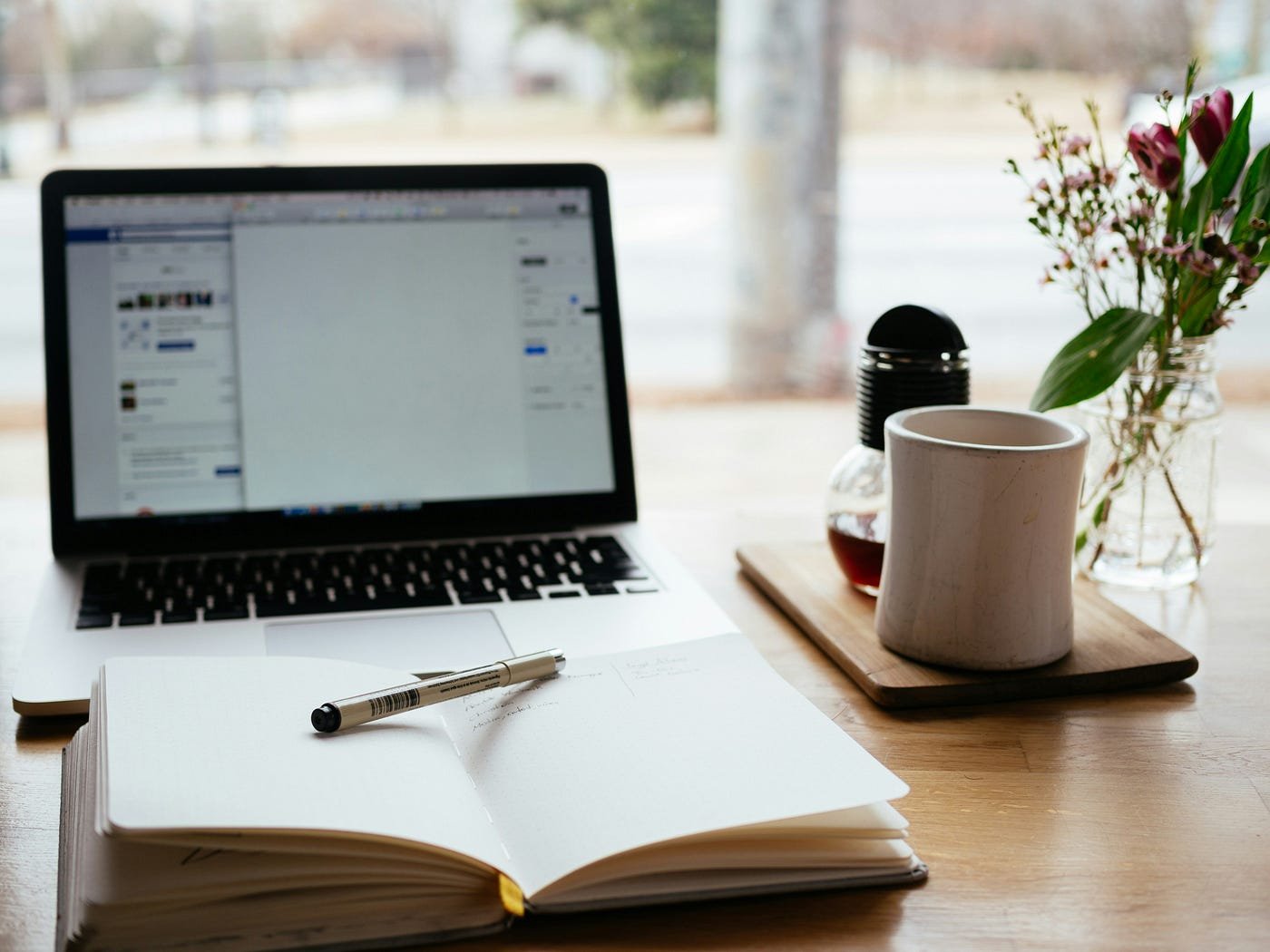 How to Choose the Best Essay Writing Service?