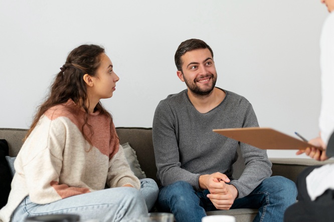 How Couples Therapy Can Improve Emotional Transparency