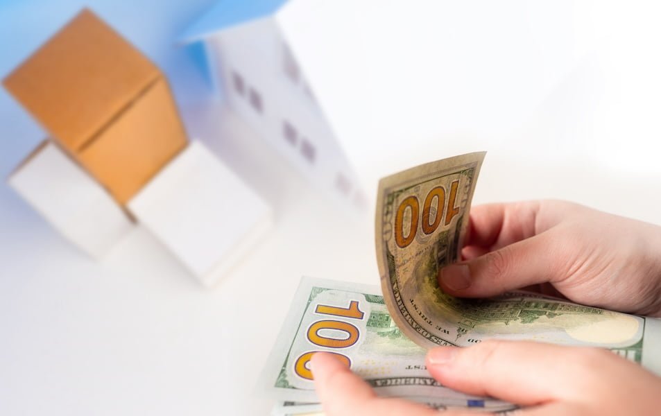 Do You Tip Moving Lead Providers? A Guide to Tipping Etiquette