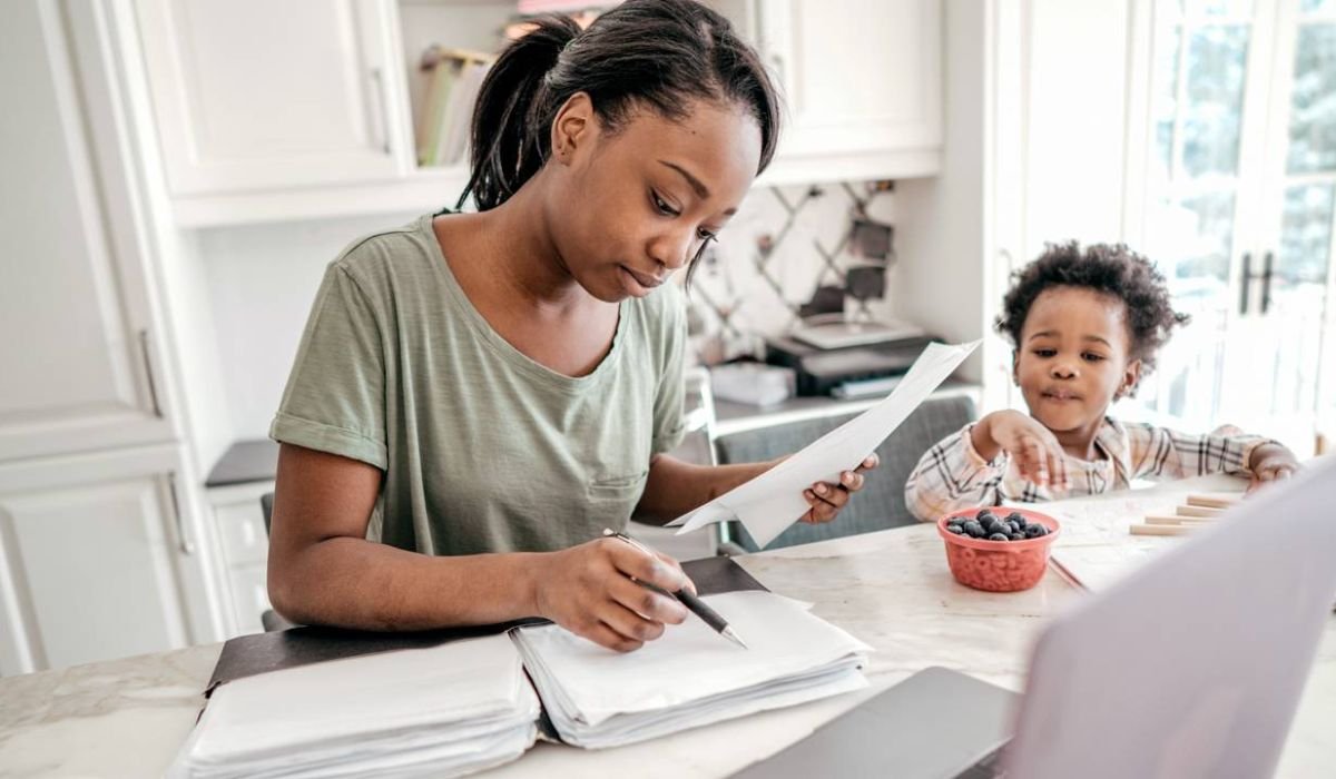 Balancing Learning and Health: Tools for Moms With Kids in Private School