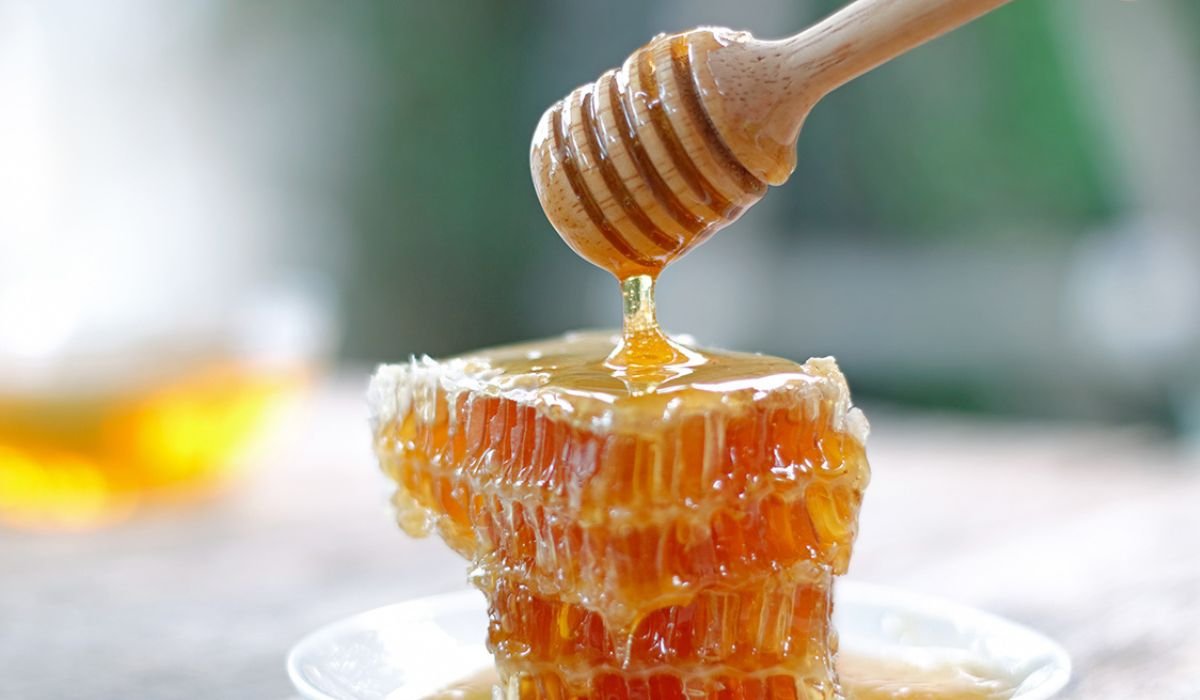 Honey Pack Trend: Uses, Effects, and Safety