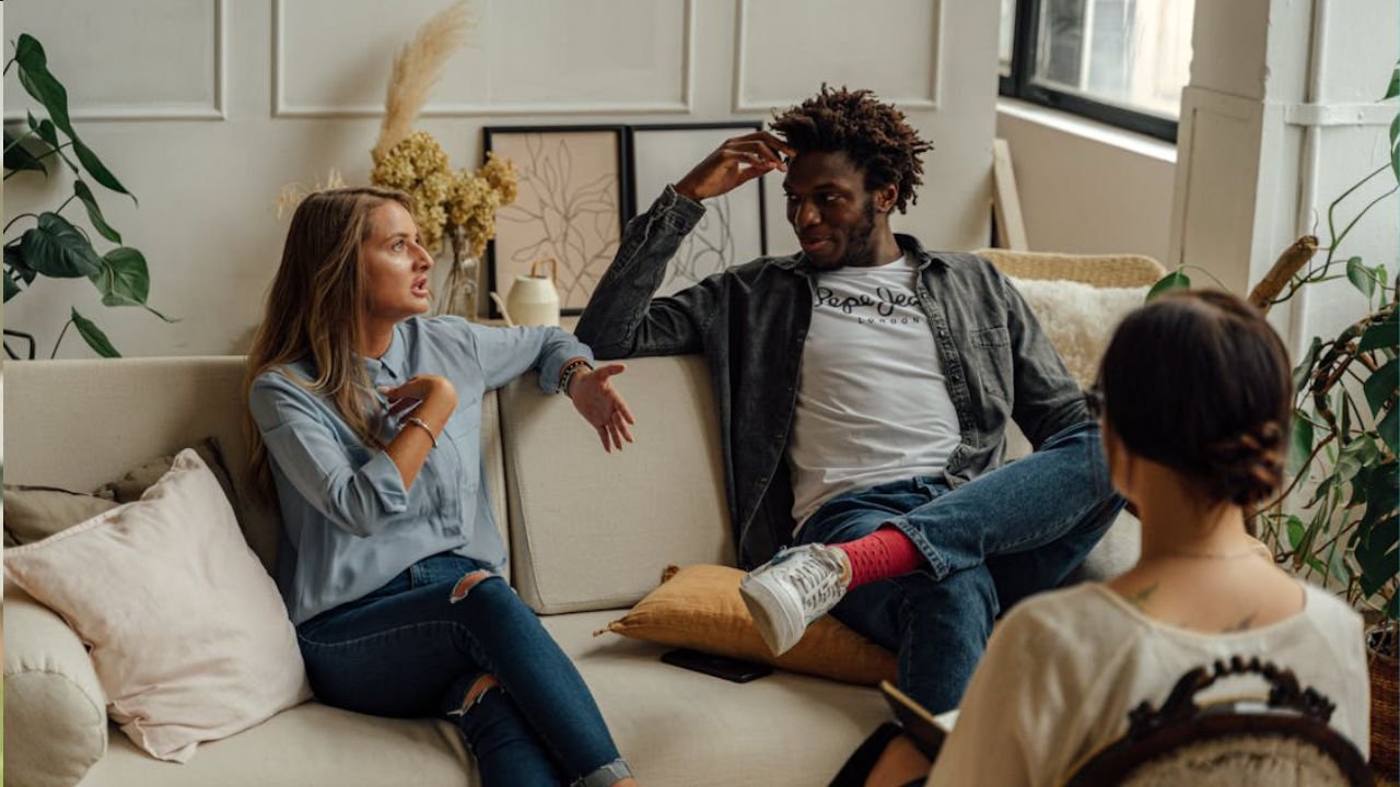 Rebuilding Trust and Connection: How Couples Therapy Can Help
