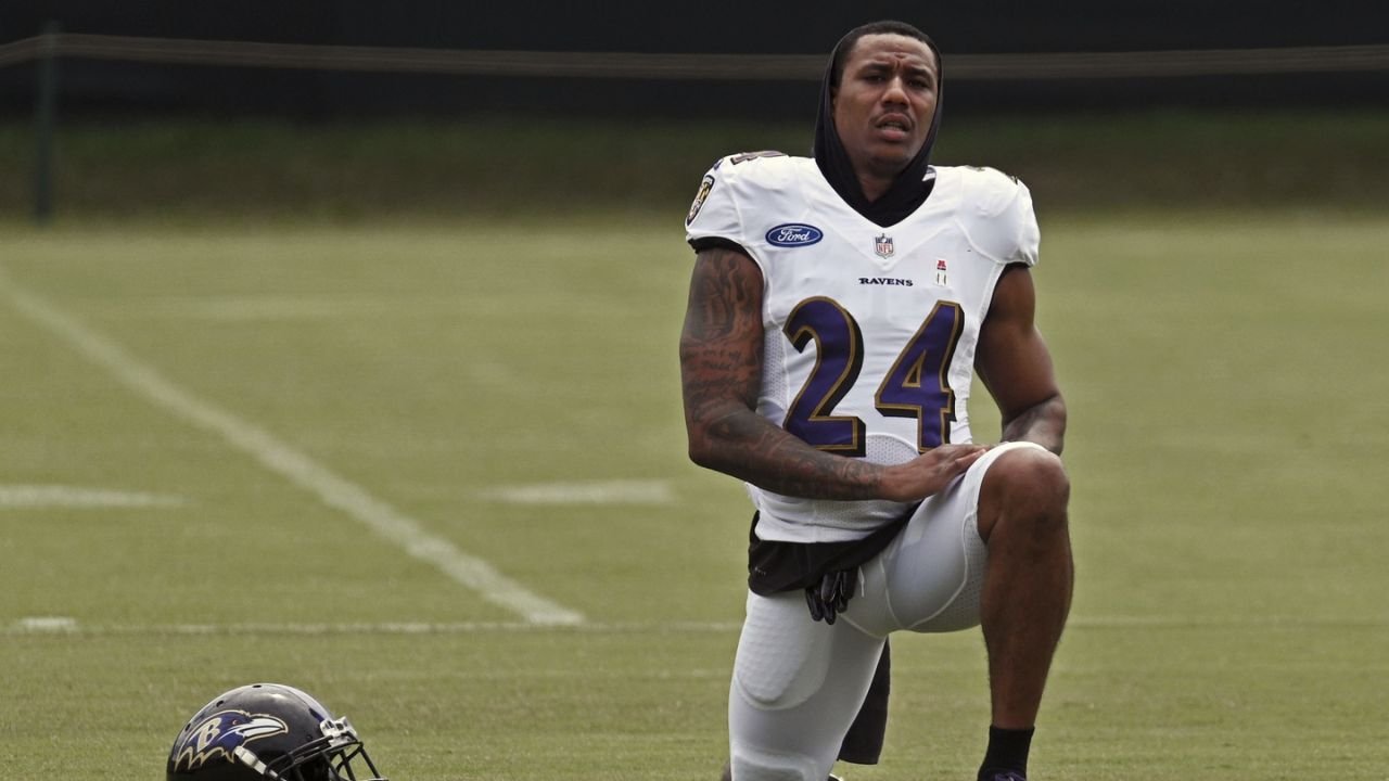Report: Ravens CB Marcus Peters Has Torn ACL – What This Means for Baltimore