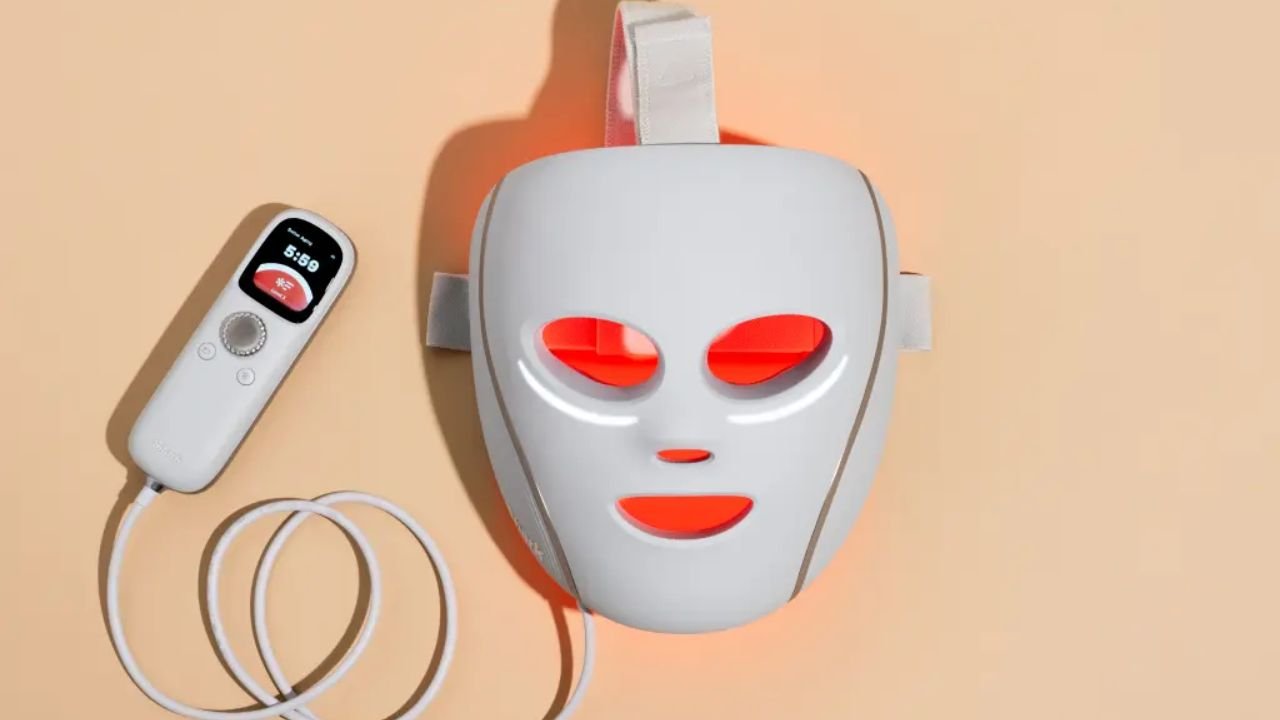 A Beginner’s Guide to Using LED Light Therapy at Home