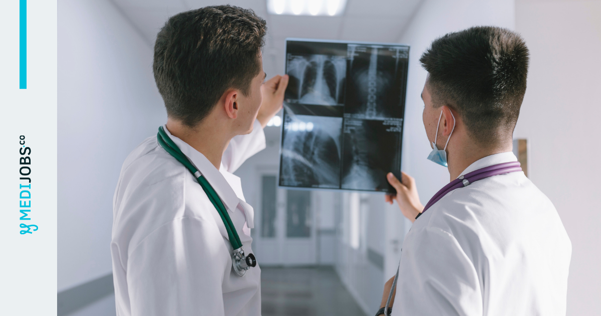Radiologist Salary in 2025: