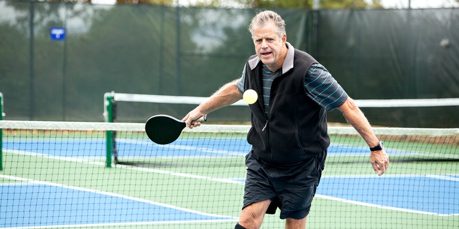 Why Pickleball Is the Ideal Sport for Healthy Aging