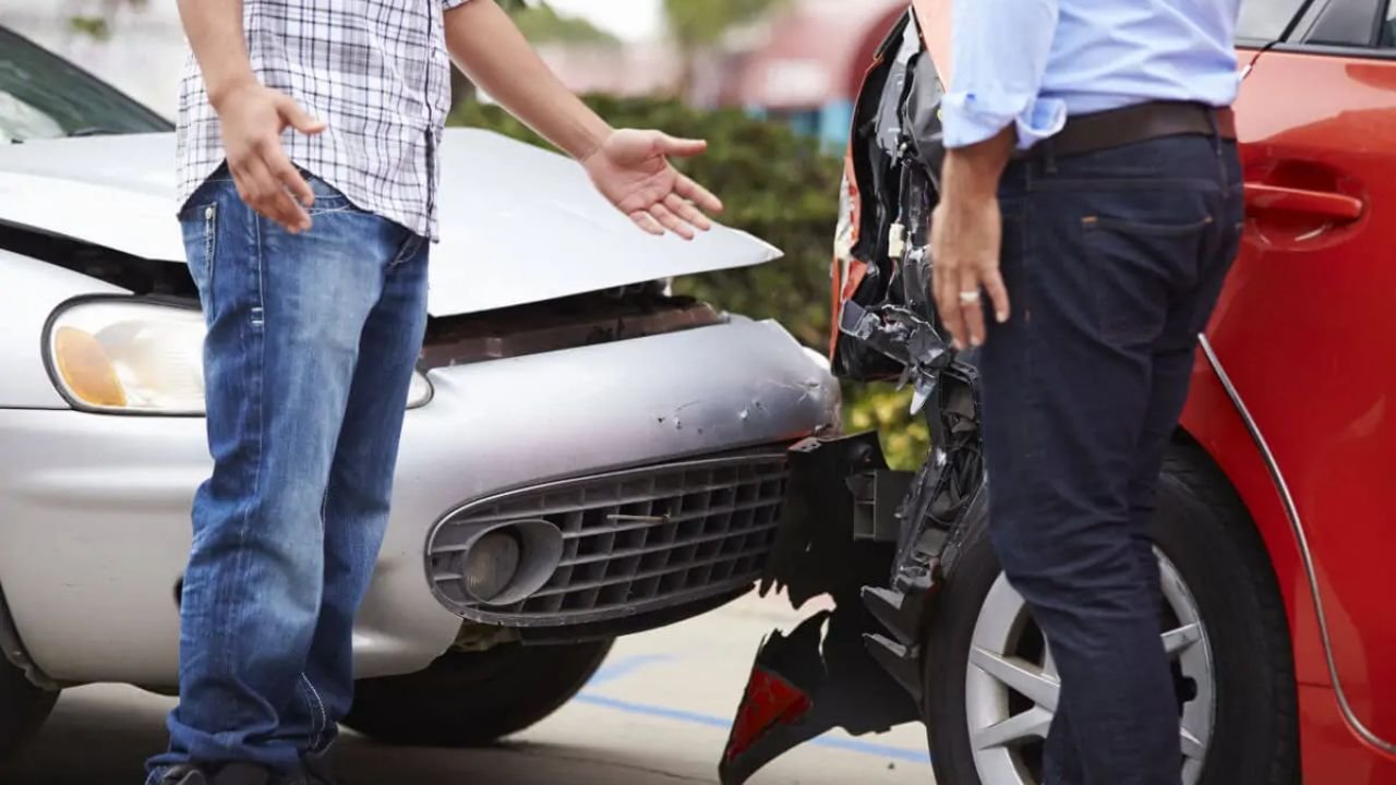 When Should You Hire a Motor Vehicle Accident Lawyer?