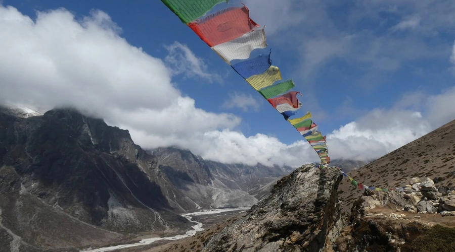Traditional Knowledge Passed Down Through Generations in the Khumbu